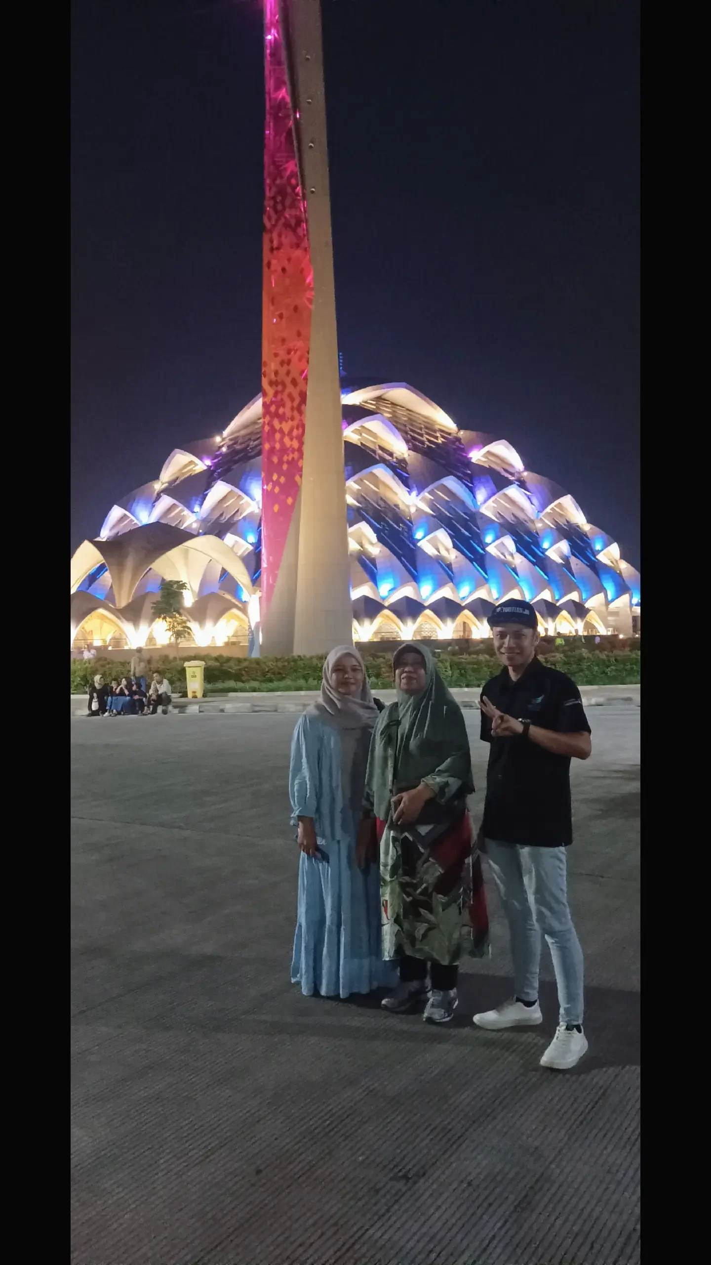 Foto Galeri Wisata Firdaus Rental Mobil